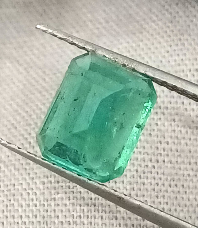Certified 2.56ct Natural Zambian Emerald