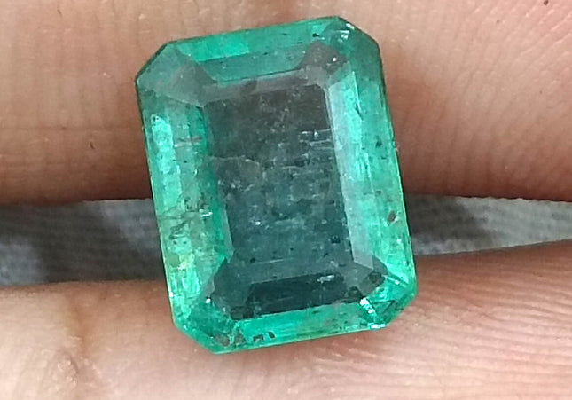 GSI Certified 2.87ct Zambian Emerald, Natural Loose Gemstonr