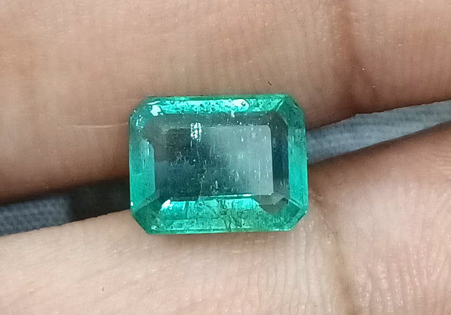 GSI Certified 2.87ct Zambian Emerald, Natural Loose Gemstonr