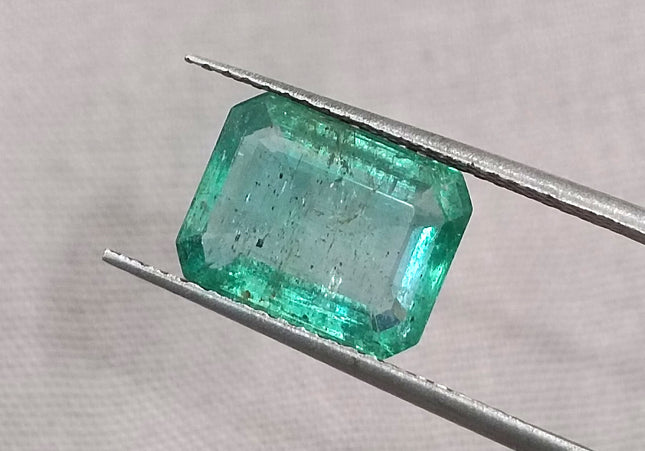 GSI Certified 2.87ct Zambian Emerald, Natural Loose Gemstonr