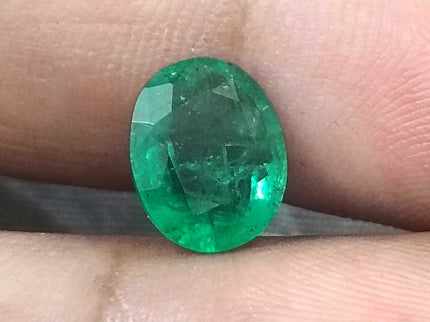 Zambian Emerald 2.57ct Certified Medium Green Natural Oval Cut Gemstone