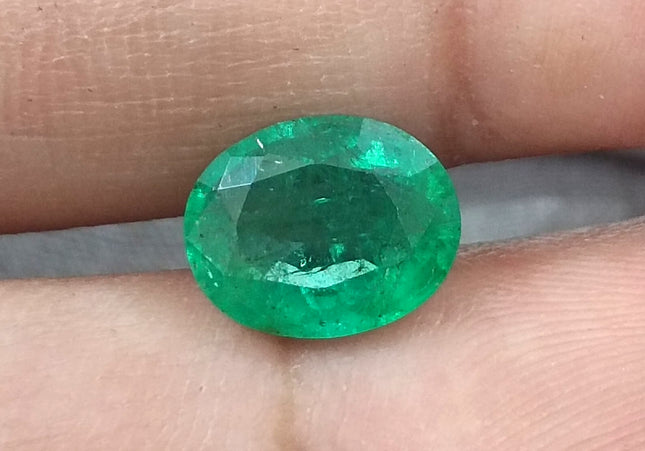GSI Certified 2.57ct Grass Green Emerald, Natural Gemstone
