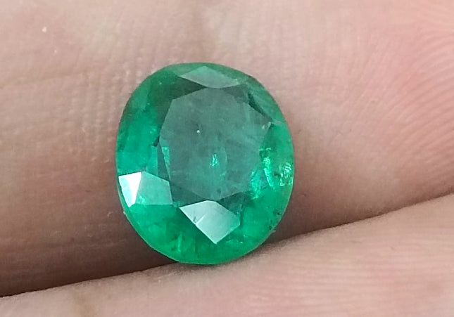 GSI Certified 2.57ct Grass Green Emerald, Natural Gemstone