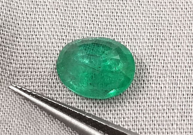 GSI Certified 2.57ct Grass Green Emerald, Natural Gemstone