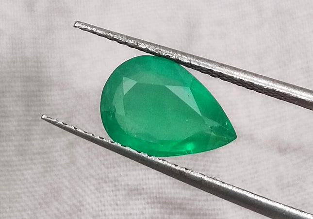 GSI Certified 1.90 Velvet Green Emerald, Natural Gemstone