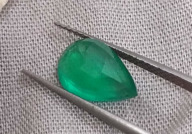 GSI Certified 1.90 Velvet Green Emerald, Natural Gemstone