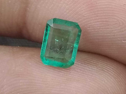 GSI Certified 1.13ct Medium Green Zambian Emerald Natural Gemstone