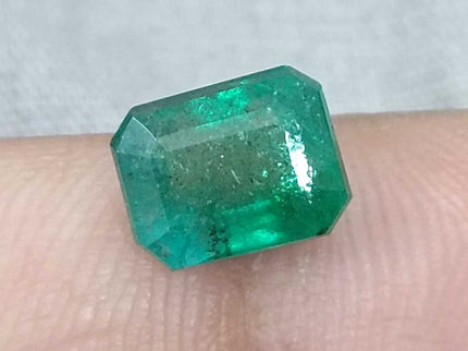 Certified 2.59ct Natural Gemstone Zambian Emerald