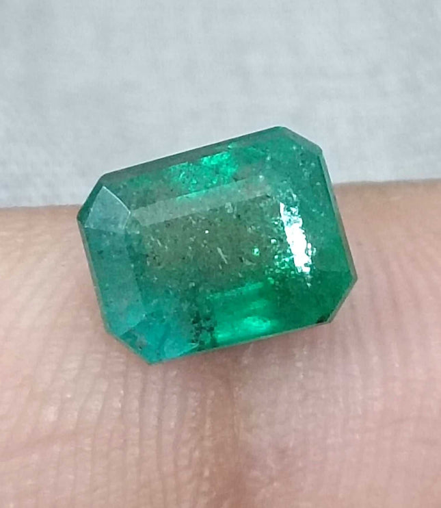 Certified 2.59ct Natural Gemstone Zambian Emerald