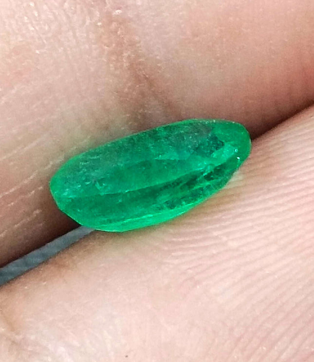 GSI Certified 1.15ct Grass Green Zambian Emerald Natural Earth Mined Gemstone