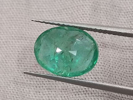 SALE! Natural Emerald 2.76ct Certified Oval Cut Medium Light Green Loose Gemstone
