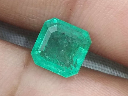 GSI certified 2.80ct medium green Zambian emerald