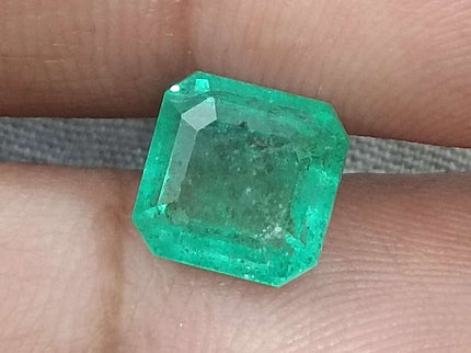 GSI certified 2.80ct medium green Zambian emerald