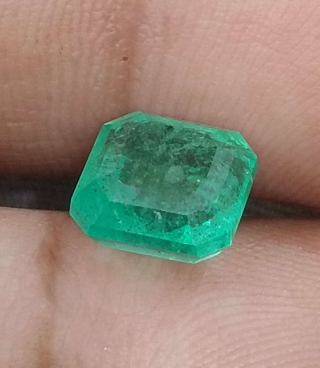 GSI certified 2.80ct medium green Zambian emerald