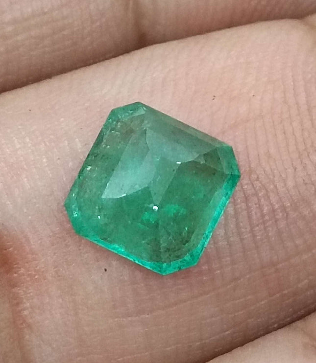 GSI certified 2.80ct medium green Zambian emerald