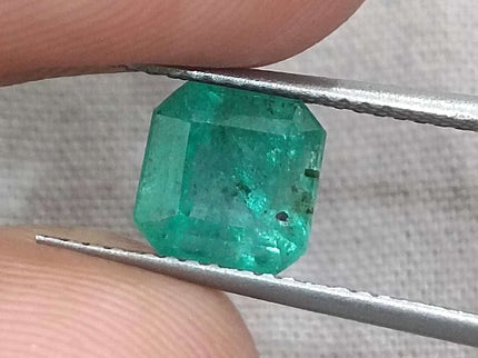 GSI Certified 1.72ct Zambian Emerald