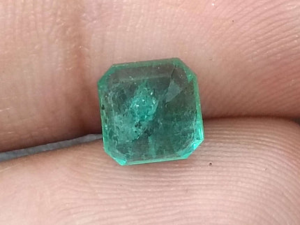 GSI Certified 1.72ct Zambian Emerald