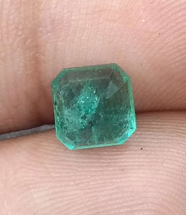 GSI Certified 1.72ct Zambian Emerald