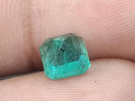GSI Certified 1.72ct Zambian Emerald