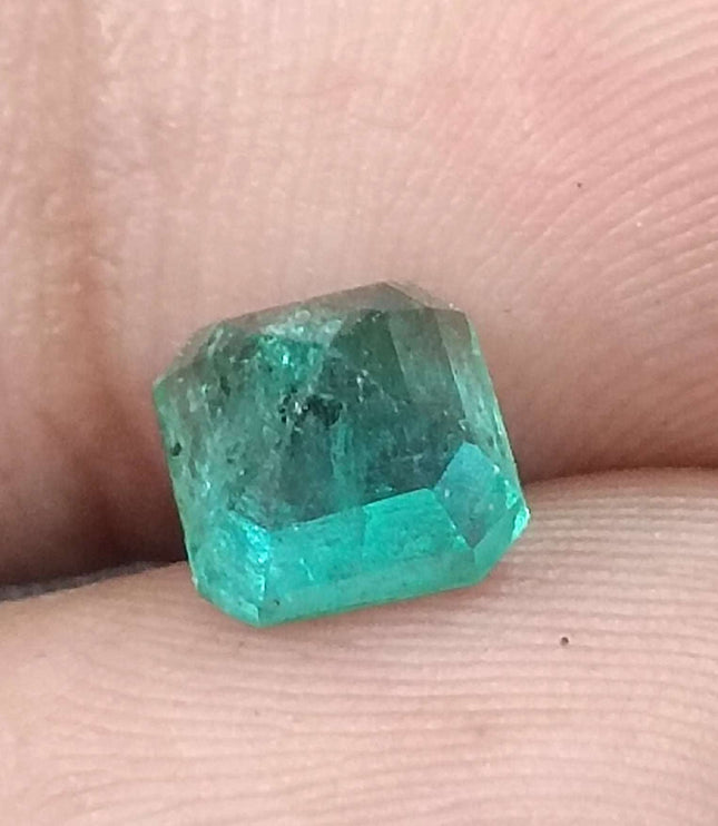 GSI Certified 1.72ct Zambian Emerald
