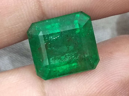 Natural Emerald 10.58 ct Vivid Deep Green Swat Loose Gemstone – Certified Investment Grade