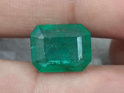 Natural Emerald 6.62ct Natural Medium Green Zambian Origin Loose Gemstone