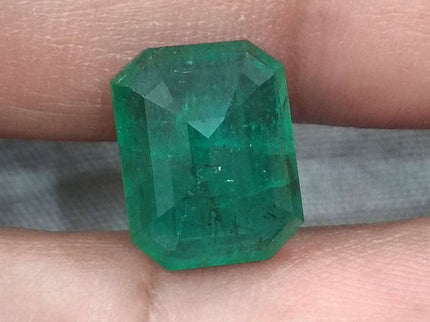 Natural Emerald 6.62ct Natural Medium Green Zambian Origin Loose Gemstone