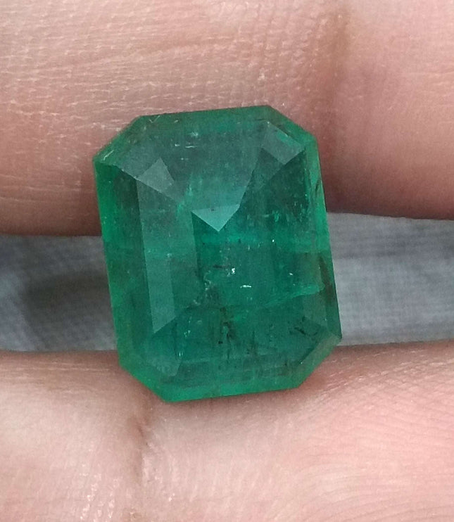 Natural Emerald 6.62ct Natural Medium Green Zambian Origin Loose Gemstone