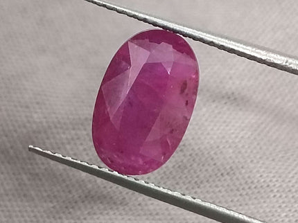 Certified 2.38ct Natural Untreated Ruby.