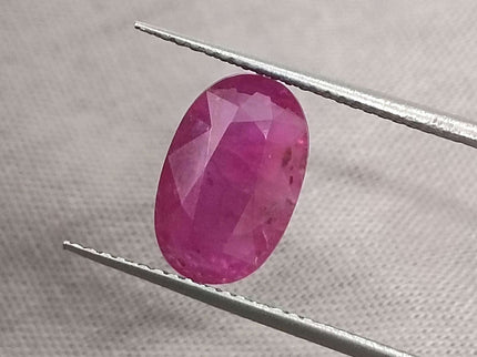 Certified 2.38ct Natural Untreated Ruby.