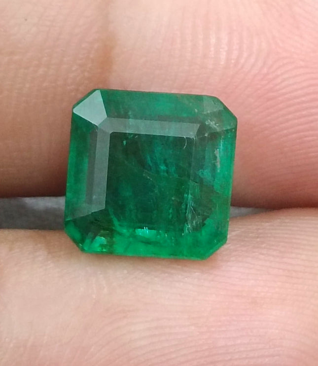 GSI Certified 4.61ct Deep Green Emerald , 100% Natural Gem