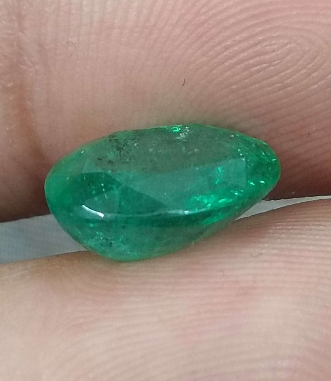 Zambian Emerald 3.92ct Certified Natural Medium Intense Green Oval Cut Loose Gemstone