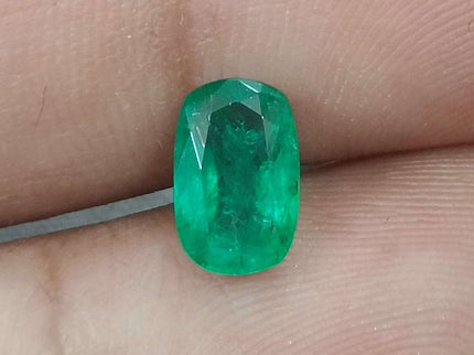 GSI Certified 1.65ct Medium Deep Zambian Emerald