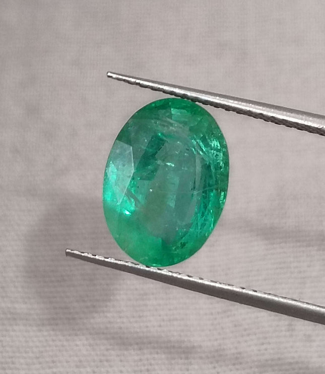 Natural Emerald 3.62ct GSI certified Medium Intense Green Oval Cut Loose Gemstone
