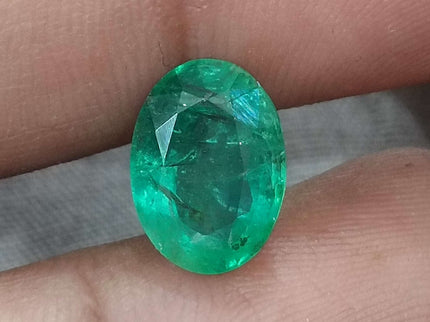 Natural Emerald 3.62ct GSI certified Medium Intense Green Oval Cut Loose Gemstone