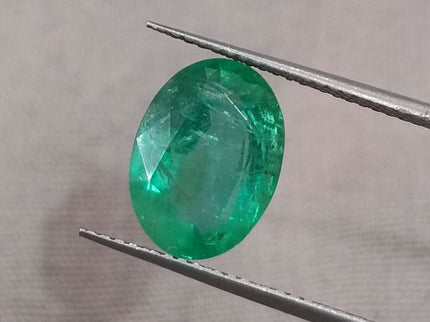 Natural Emerald 3.62ct GSI certified Medium Intense Green Oval Cut Loose Gemstone
