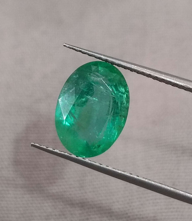 Natural Emerald 3.62ct GSI certified Medium Intense Green Oval Cut Loose Gemstone