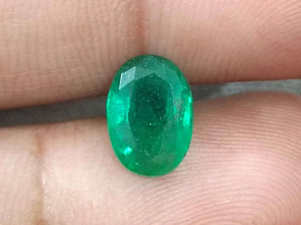 Certified 2.39ct Natural Zambian Emerald.