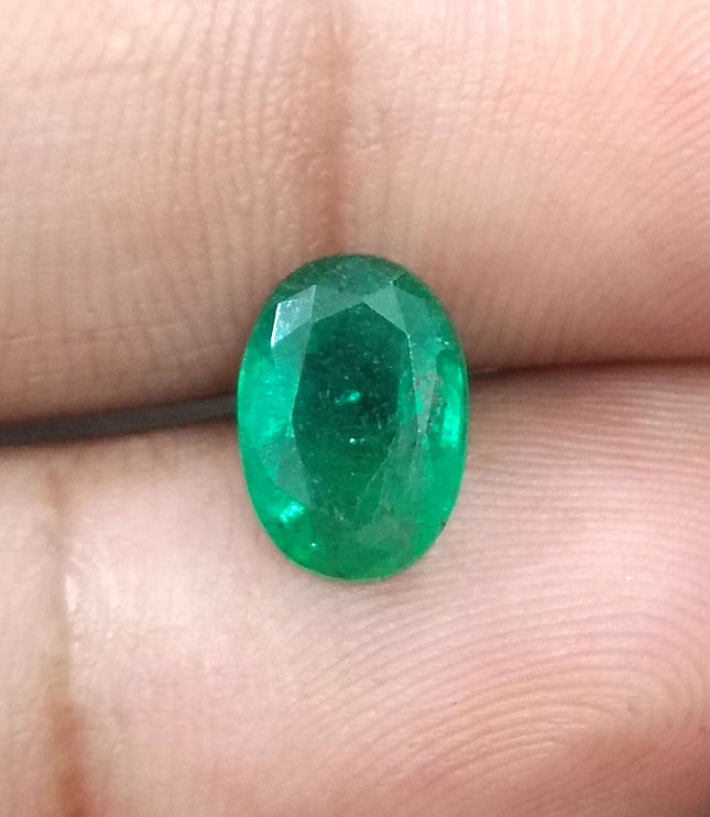 Certified 2.39ct Natural Zambian Emerald.