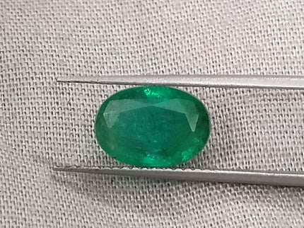 Certified 2.39ct Natural Zambian Emerald.
