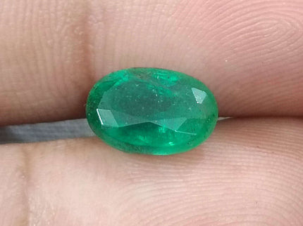 Certified 2.39ct Natural Zambian Emerald.