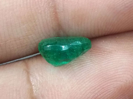 Certified 2.39ct Natural Zambian Emerald.
