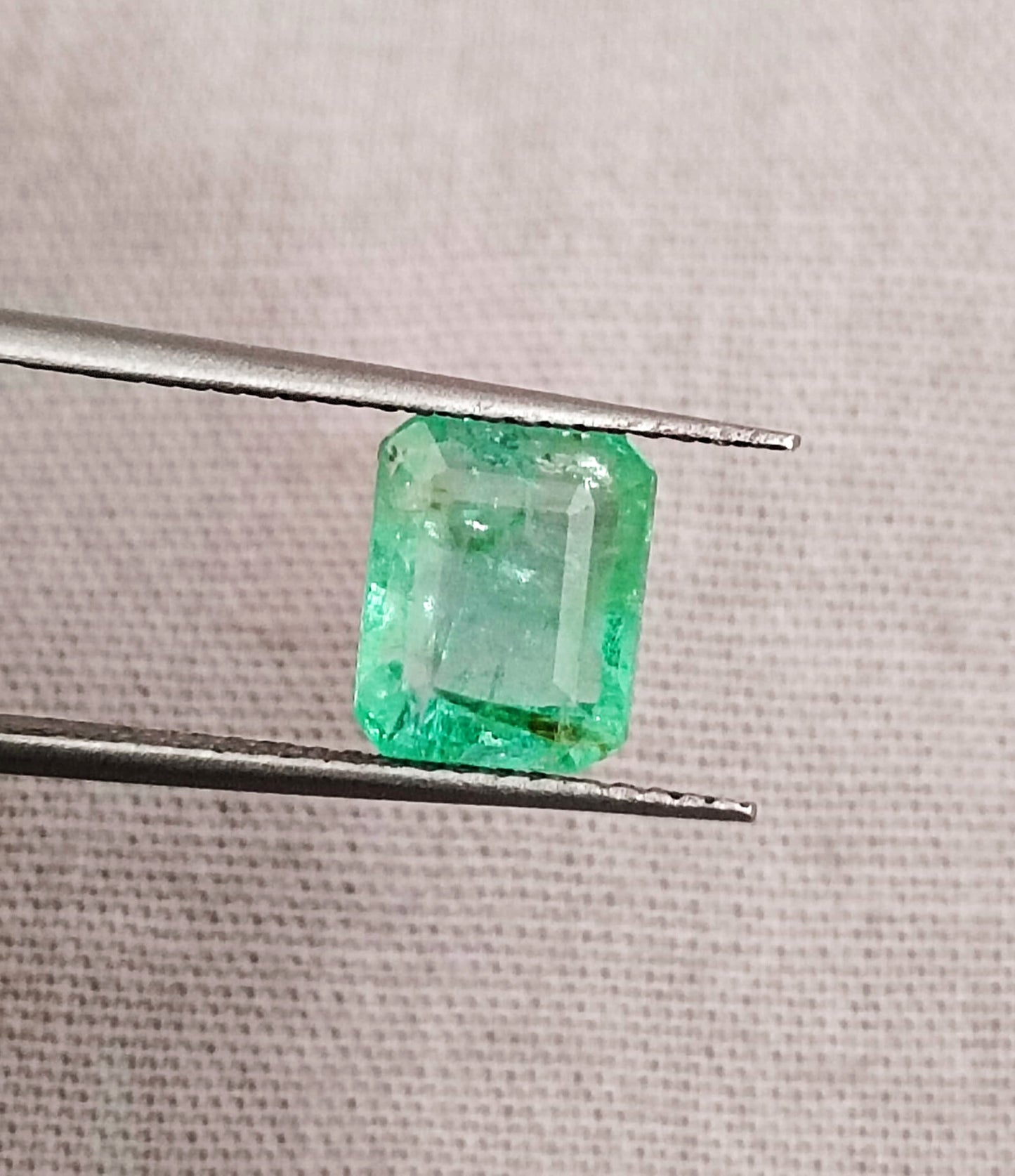 1.75ct Ethiopian Emerald, 100% Natural Gem