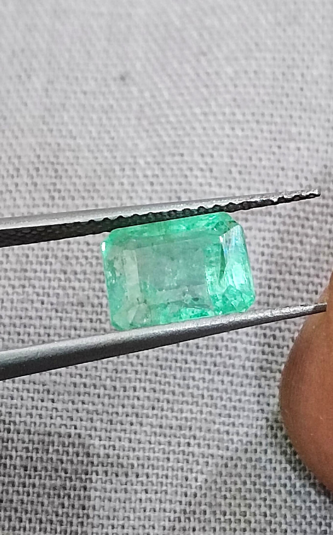 1.75ct Ethiopian Emerald, 100% Natural Gem