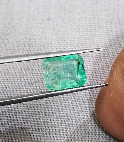 1.75ct Ethiopian Emerald, 100% Natural Gem