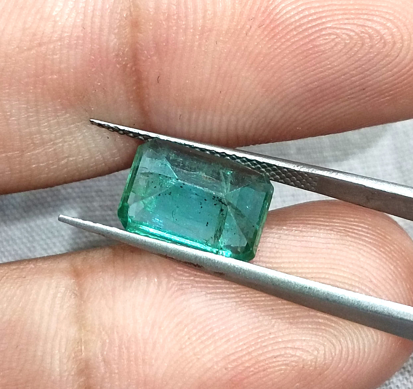 GSI Certified 3.05ct Zambian Emerald, 100% Natural Gemstone