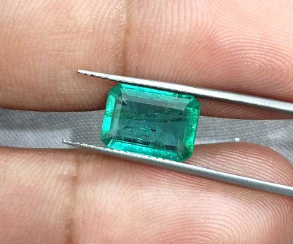 GSI Certified 3.05ct Zambian Emerald, 100% Natural Gemstone