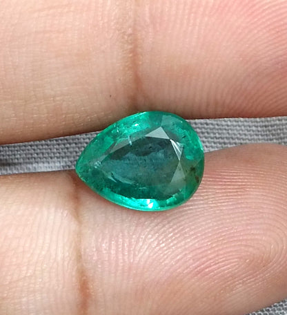 GSI Certified 4.19ct Medium Deep Zambian Emerald, 100% Natural Earth Mined Gemstone