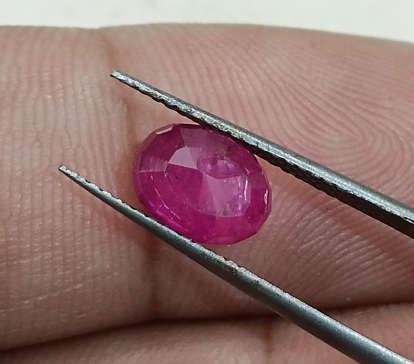 GSI Certified 1.74ct Burmese Ruby. 100% Natural Untreated Gemstone