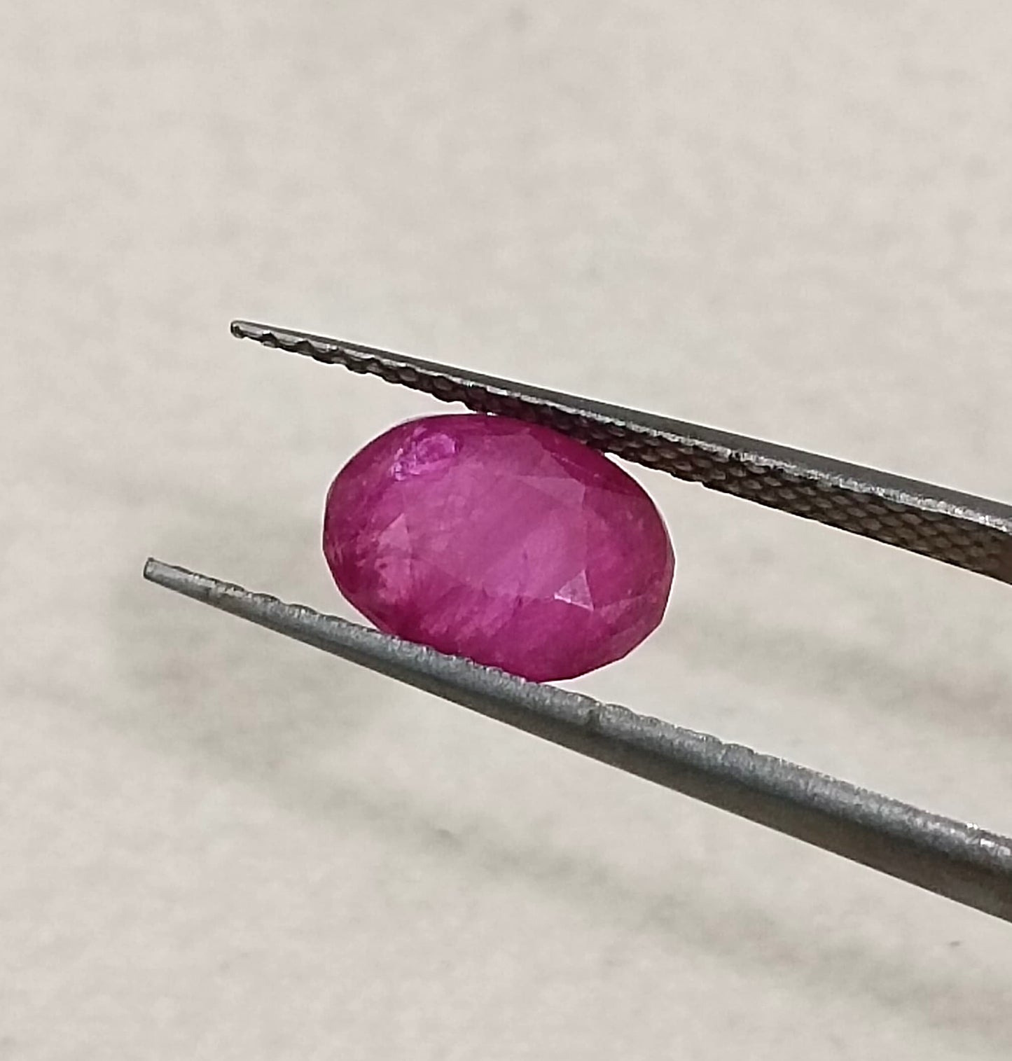 GSI Certified 1.74ct Burmese Ruby. 100% Natural Untreated Gemstone